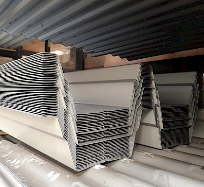 Profiel 106 10 meter verzinkt