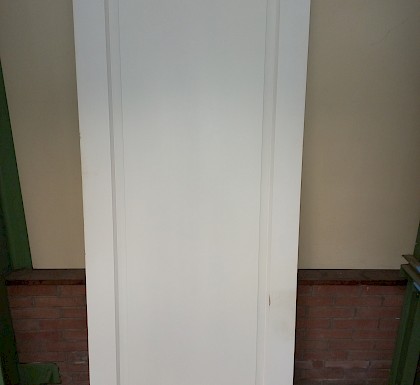 Deur 106 Austria Colour lux Limouges 211,5x88  wit gegrond licht beschadigd