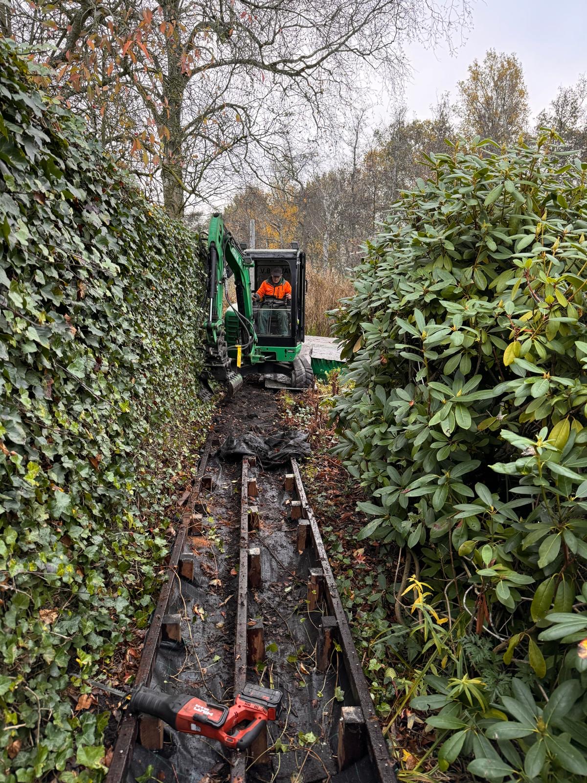 Beschoeiingswerkzaamheden aan de Vinkeveense plassen